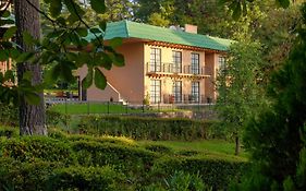 Zirahuen Forest And Resort